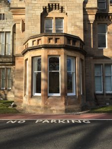 Period stone property with traditional sash windows in Edinburgh